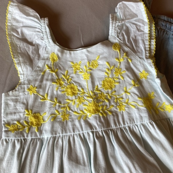 Gap size 5 bundle. Dress and romper. - Picture 2 of 8